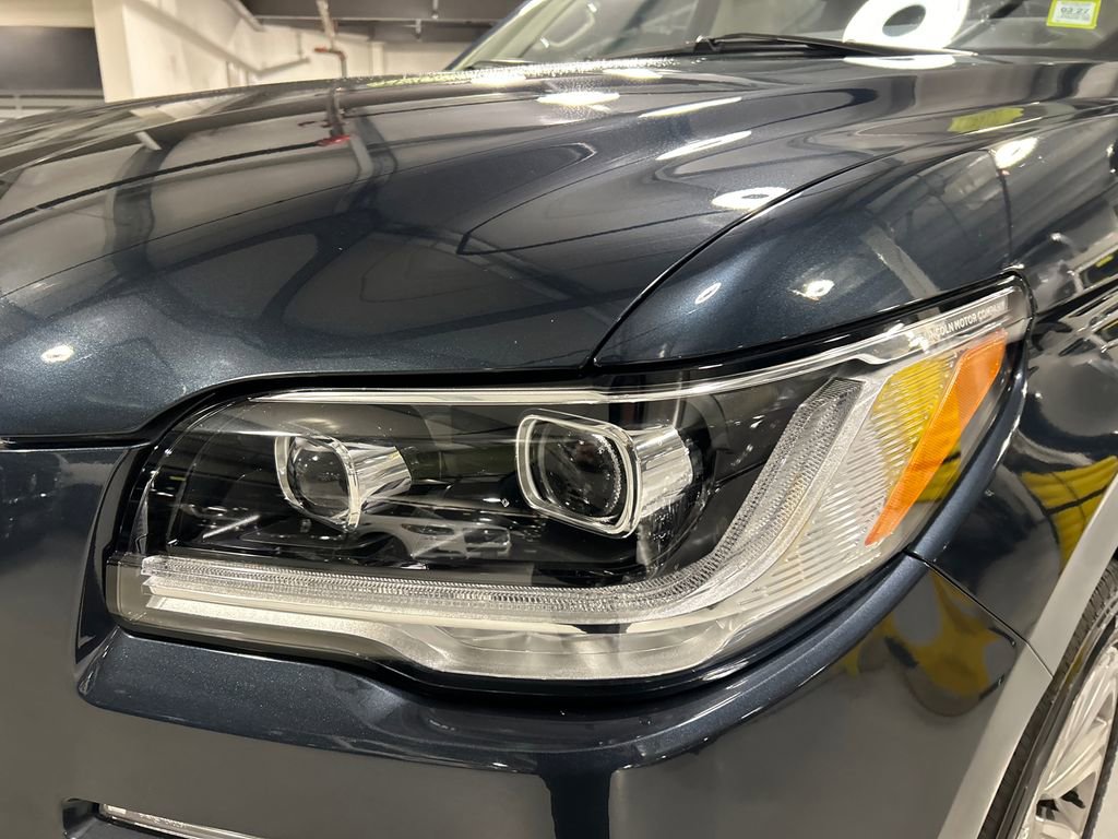 Used 2024 Lincoln Navigator Reserve image 7