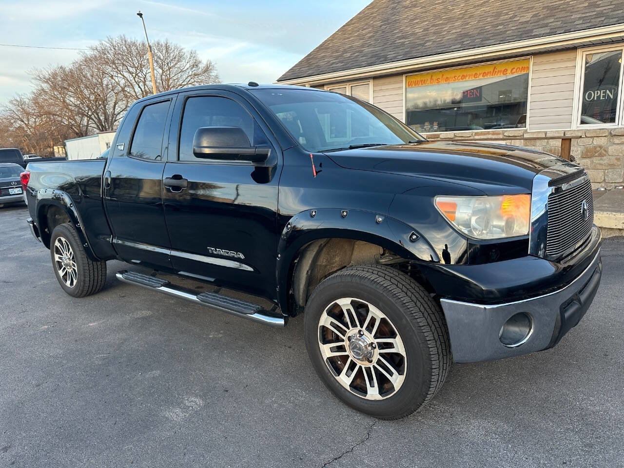 Used 2013 Toyota Tundra Grade 4x2 4dr Double Cab Picku image 2