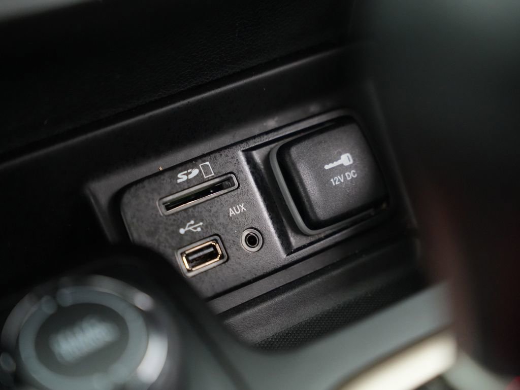 Used 2017 Jeep Cherokee Latitude w/ True North Edition image 25