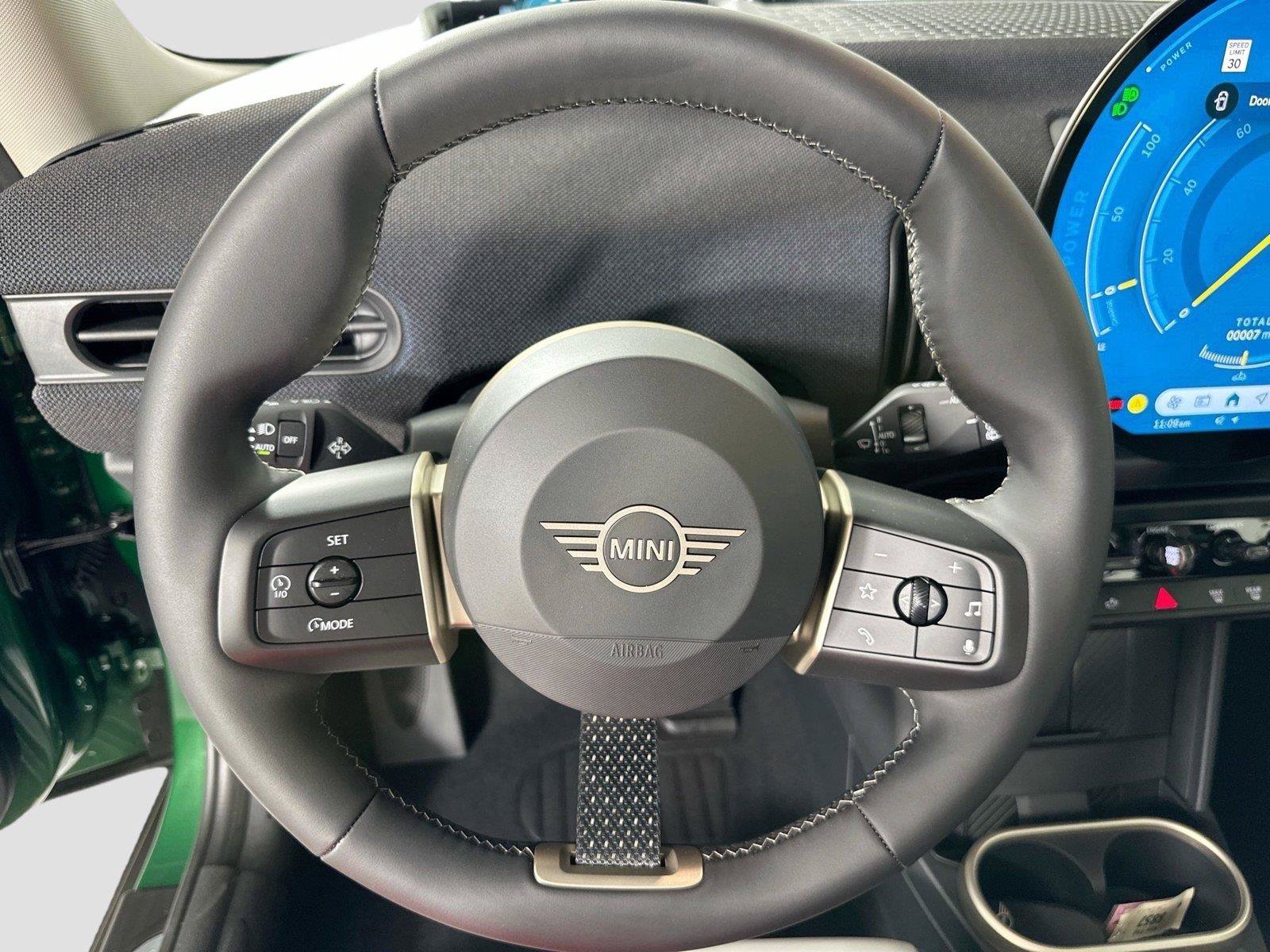 Used 2025 MINI Cooper S FWD image 10