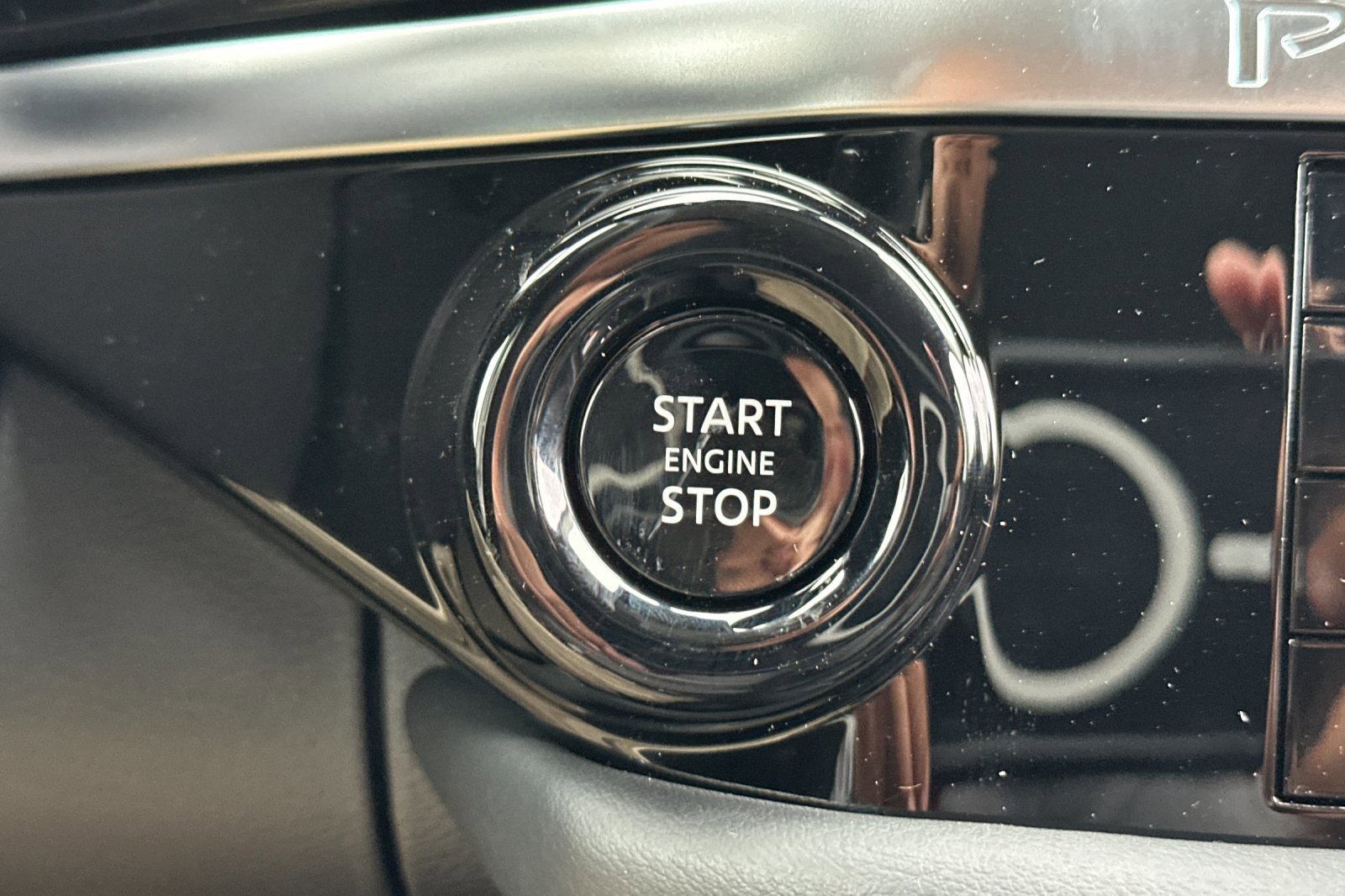 New 2026 Nissan Pathfinder SV image 23