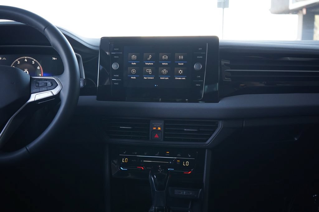 New 2026 Volkswagen Jetta SE FWD image 11