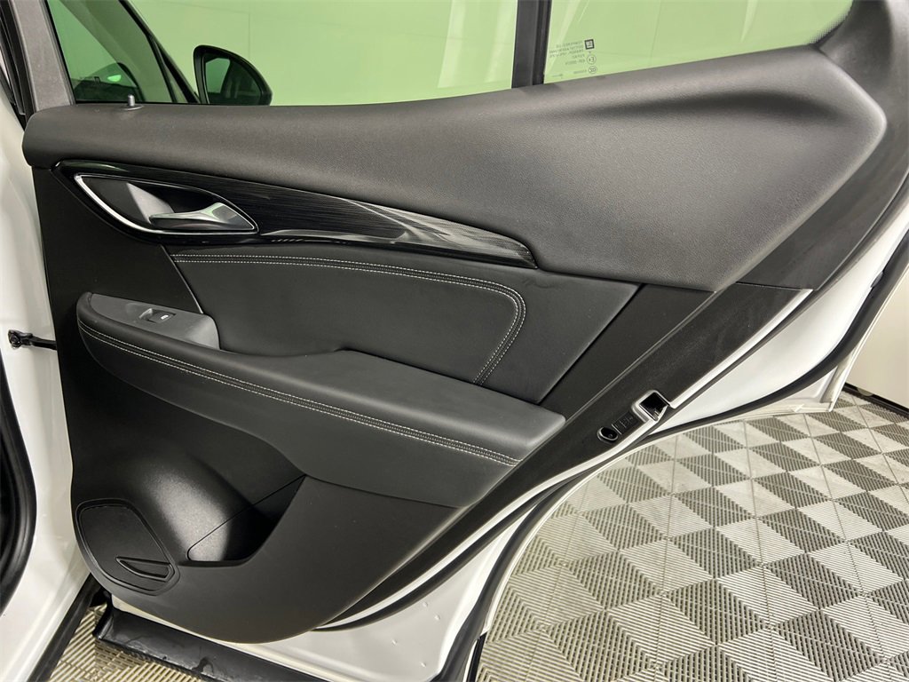 Used 2023 Buick Envision Essence w/ Sport Touring Package image 17