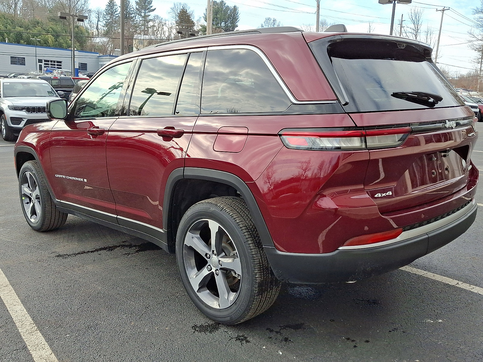 New 2026 Jeep Grand Cherokee Limited w/ Luxury Tech Group II image 4