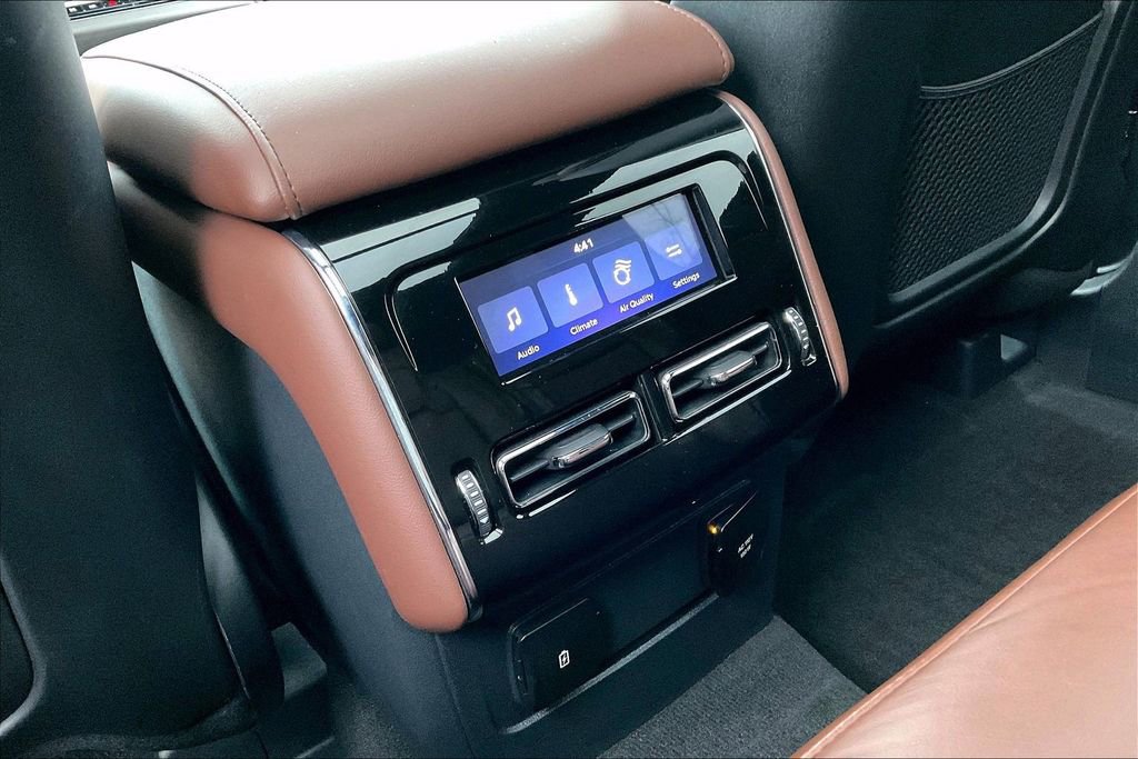 Used 2025 Lincoln Aviator Reserve w/ Illumination Package image 10