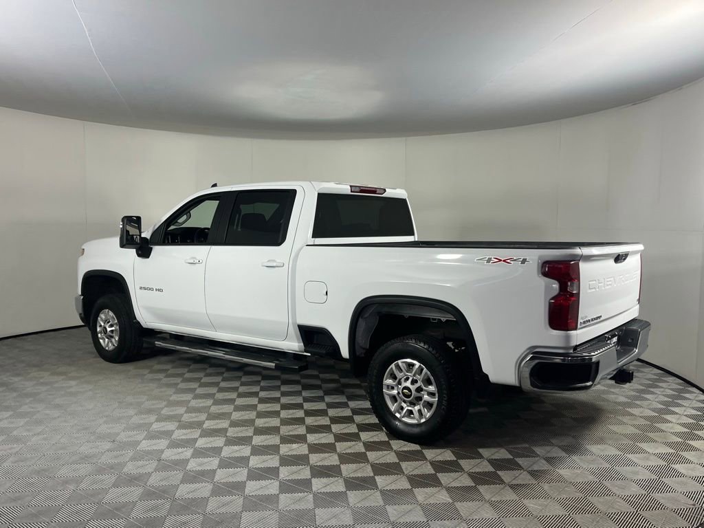 Used 2025 Chevrolet Silverado 2500 LT w/ Convenience Package AWD/4WD image 7