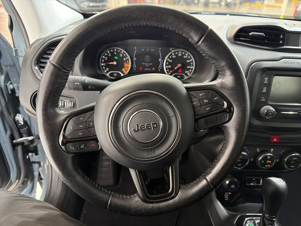 Used 2017 Jeep Renegade Altitude image 14