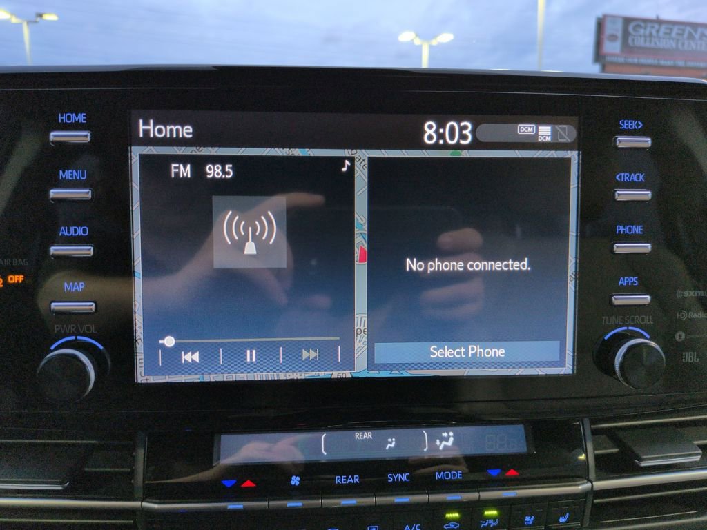 Certified 2024 Toyota Sienna Limited FWD image 19