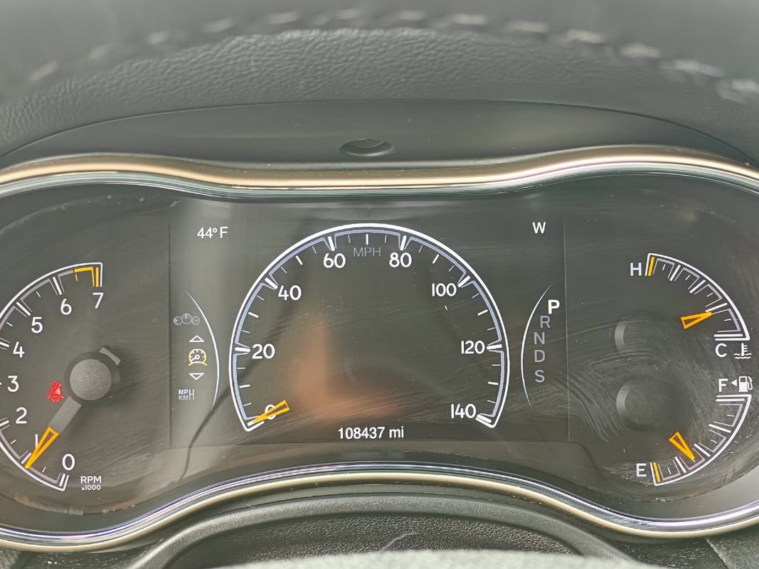 Used 2015 Jeep Grand Cherokee Laredo w/ Quick Order Package 23E AWD/4WD image 21