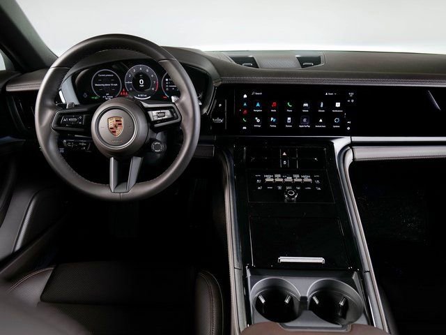 New 2025 Porsche Panamera 4 image 17