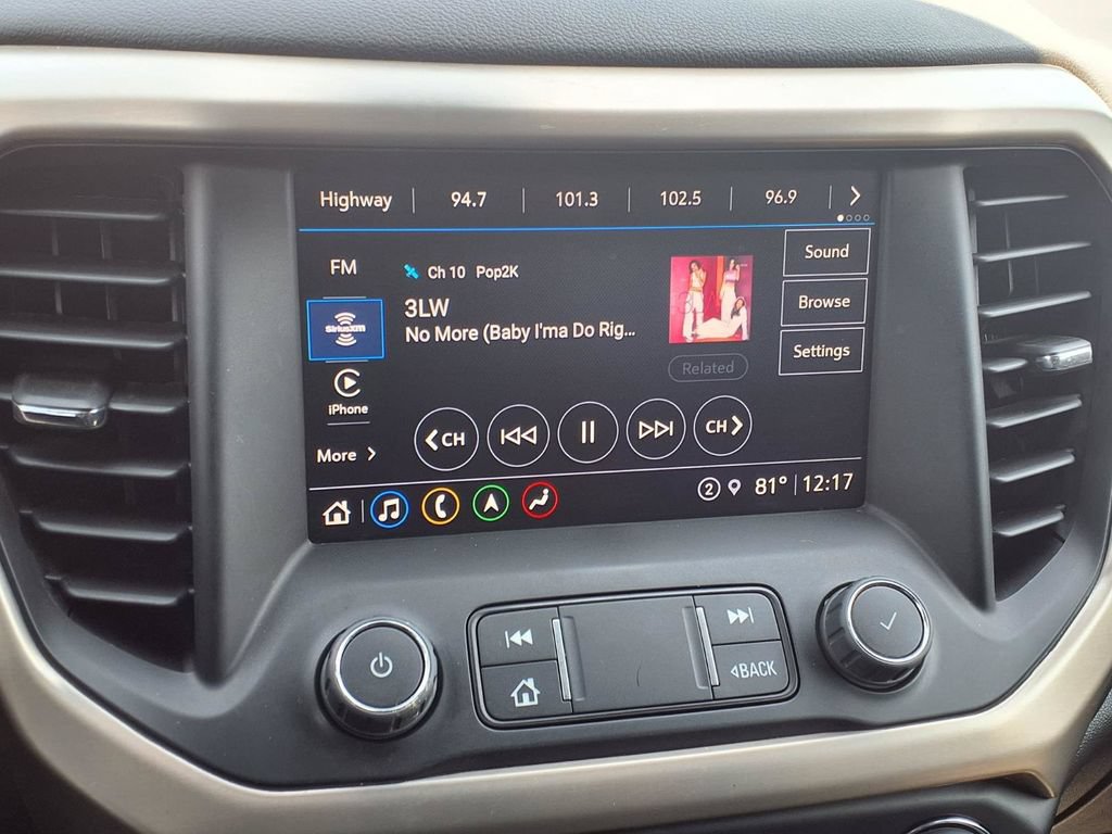 Used 2023 GMC Acadia Denali w/ Denali Technology Package FWD image 8