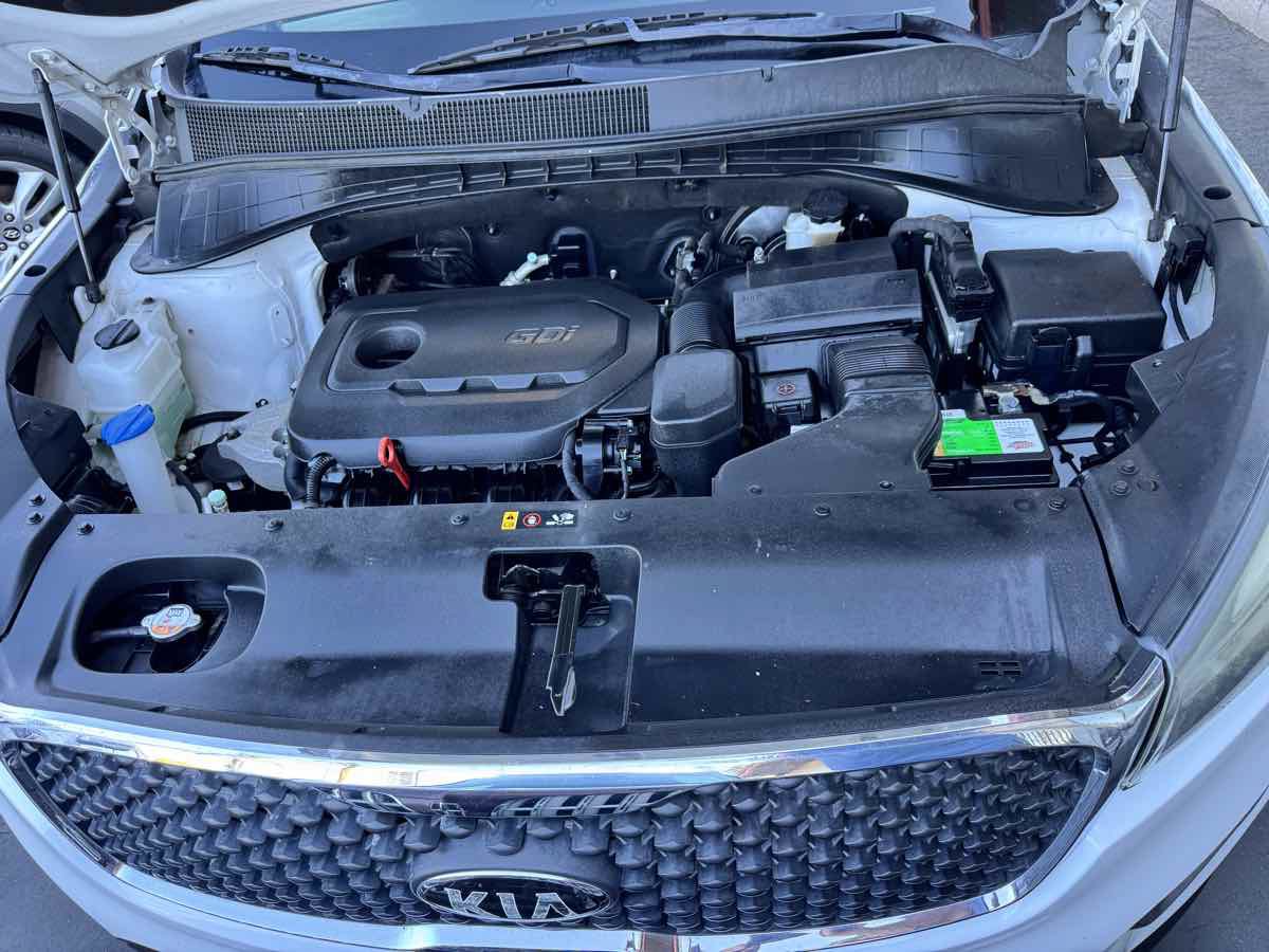 Used 2016 Kia Sorento AWD image 23