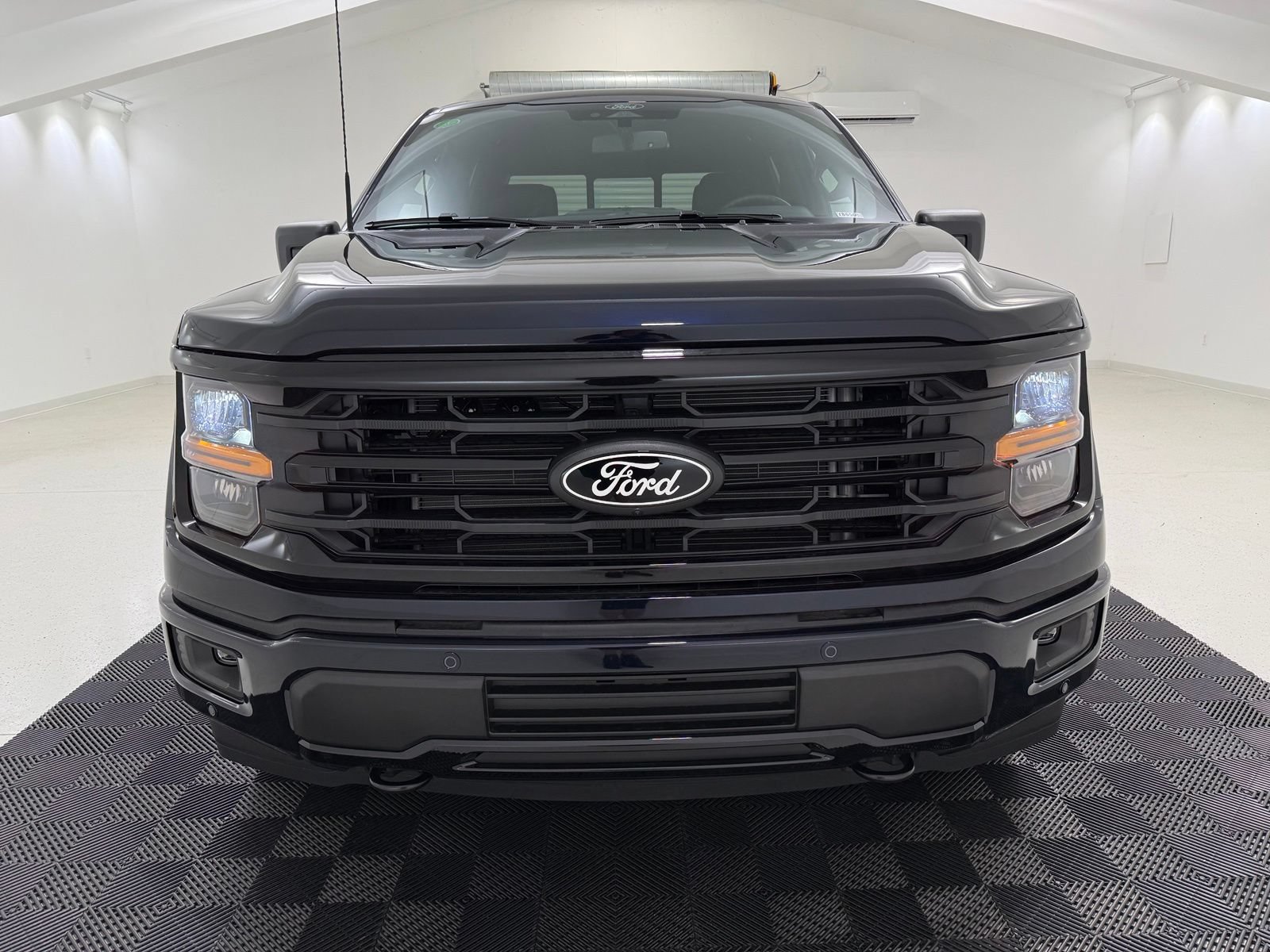 New 2026 Ford F150 XLT w/ Equipment Group 302A MID AWD/4WD image 2