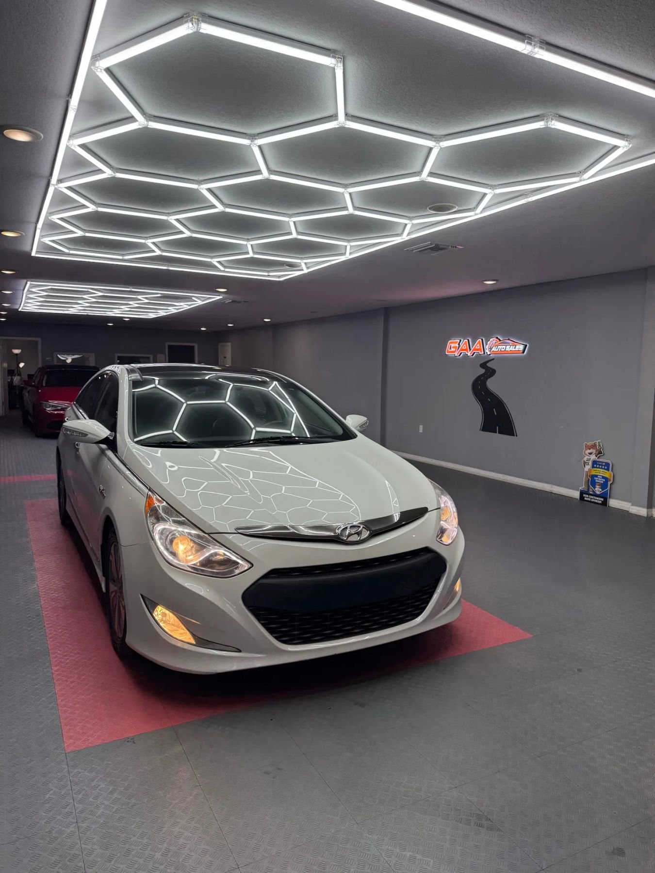 Used 2013 Hyundai Sonata Limited image 1