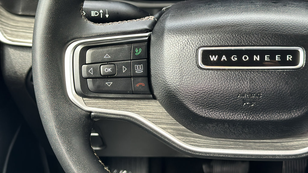 Used 2024 Jeep Wagoneer L Series II w/ Flexible Seating Group RWD image 31