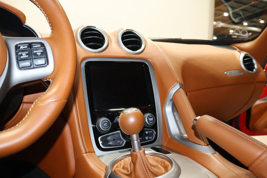 Used 2013 SRT Viper GTS w/ GTS Laguna Interior Pkg image 22