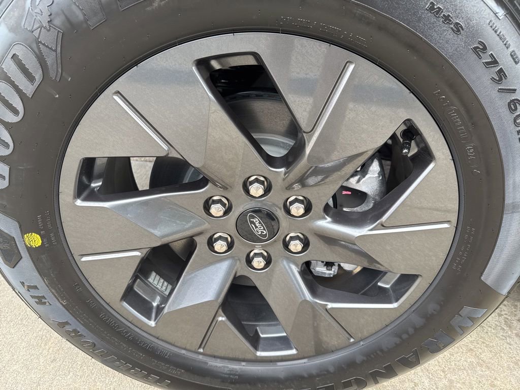 New 2025 Ford F150 Lightning Flash image 32