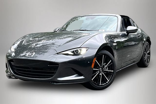 New 2026 MAZDA MX-5 Miata RF Grand Touring RWD image 2