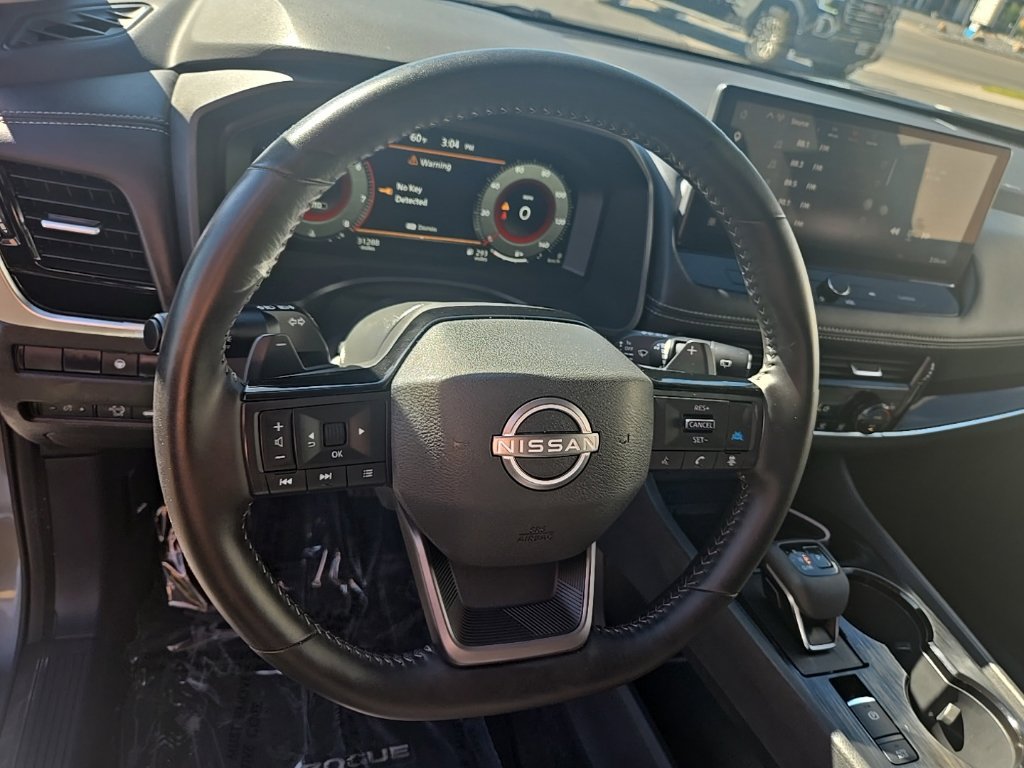 Used 2026 Nissan Rogue SL AWD/4WD image 13