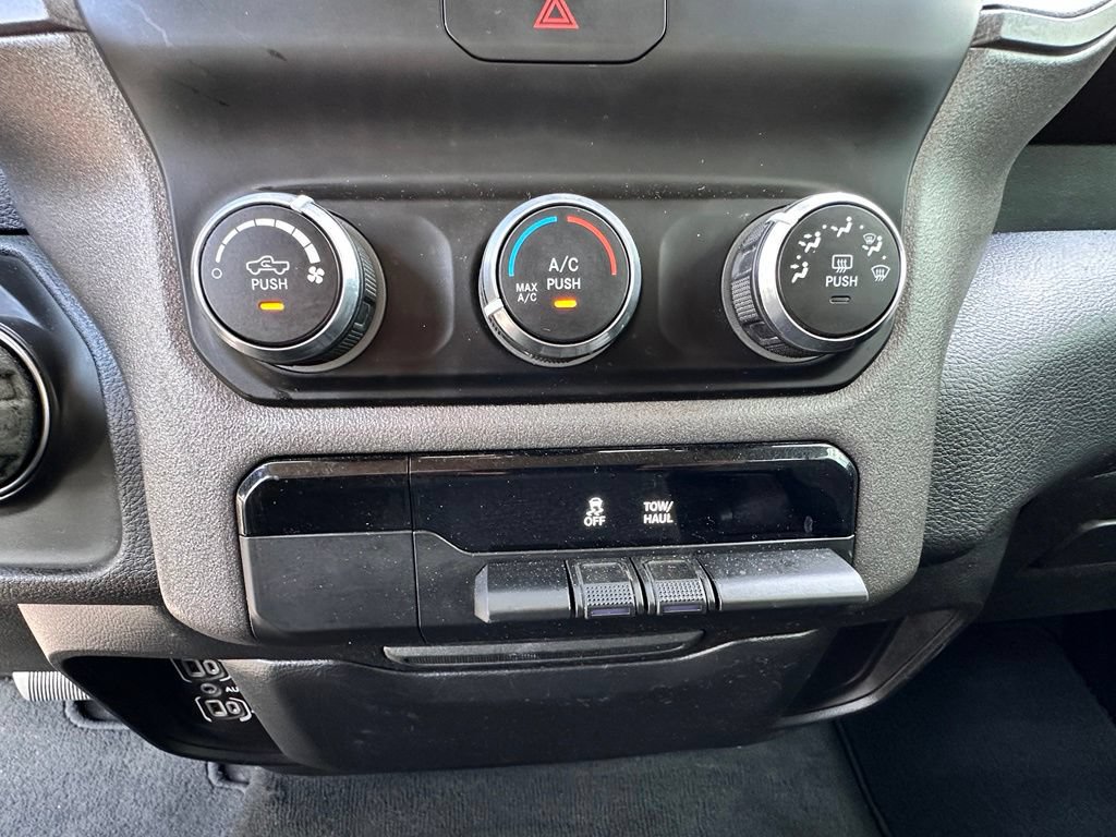 Used 2019 RAM 1500 Tradesman w/ SXT Appearance Group AWD/4WD image 29
