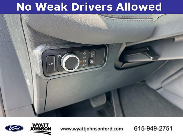 New 2025 Ford Explorer Active image 26