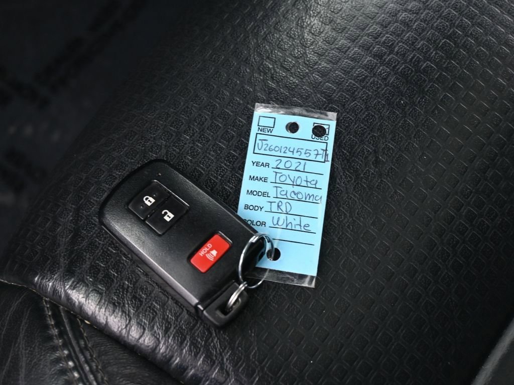 Used 2021 Toyota Tacoma SR5 image 19
