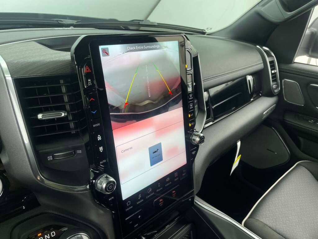 New 2026 RAM 1500 Laramie w/ Night Edition image 32