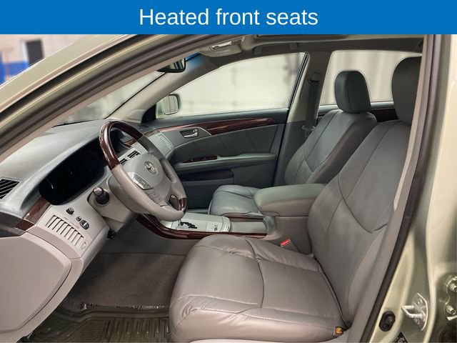 Used 2009 Toyota Avalon Limited image 9