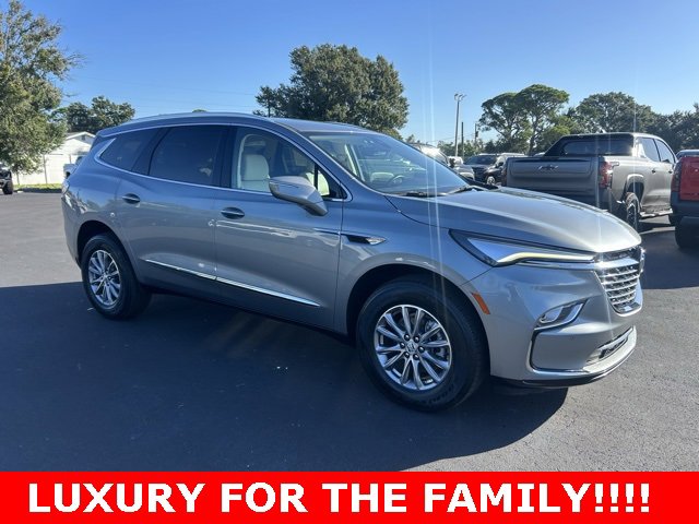 Used 2023 Buick Enclave Essence