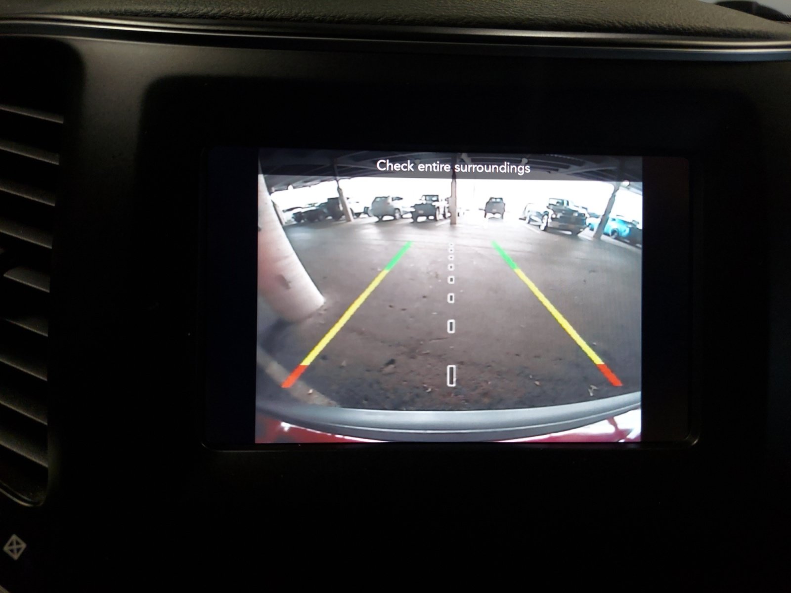 Used 2020 Jeep Cherokee Latitude Plus FWD image 15
