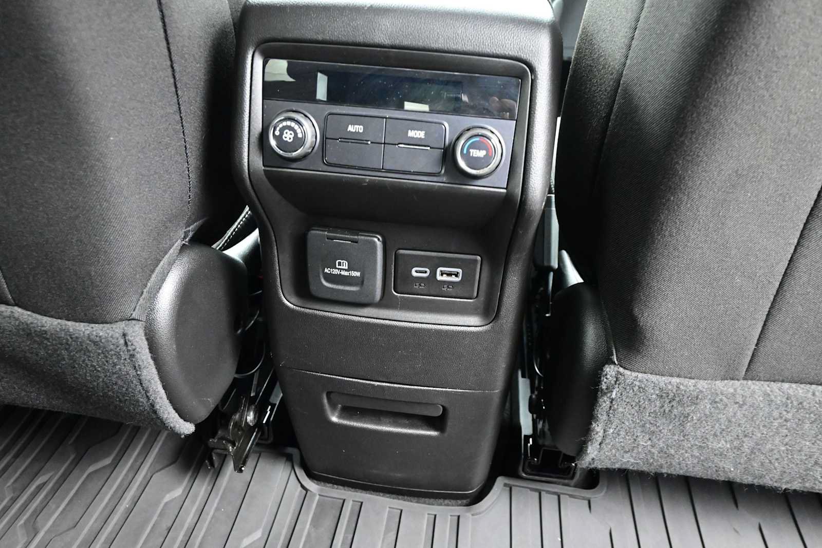 Used 2023 GMC Acadia SLE w/ Driver Convenience Package AWD/4WD image 28