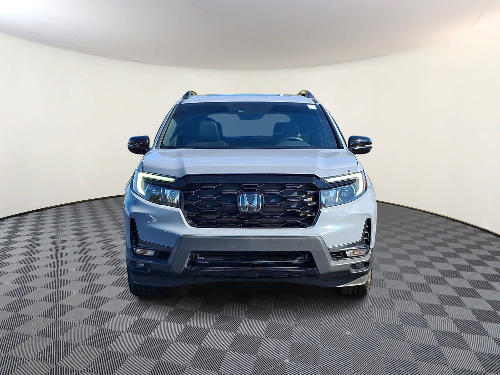 Used 2022 Honda Passport Elite image 3