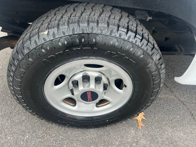 Used 2021 GMC Savana 2500 w/ Driver Convenience Package image 25