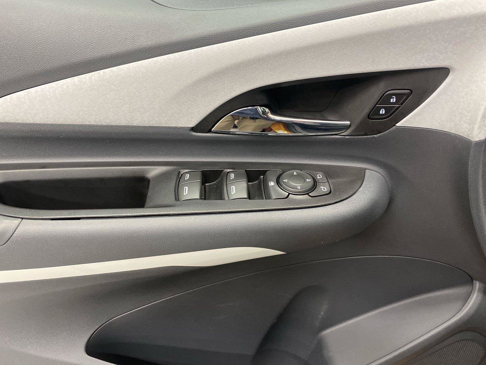 Used 2017 Chevrolet Bolt LT FWD image 19