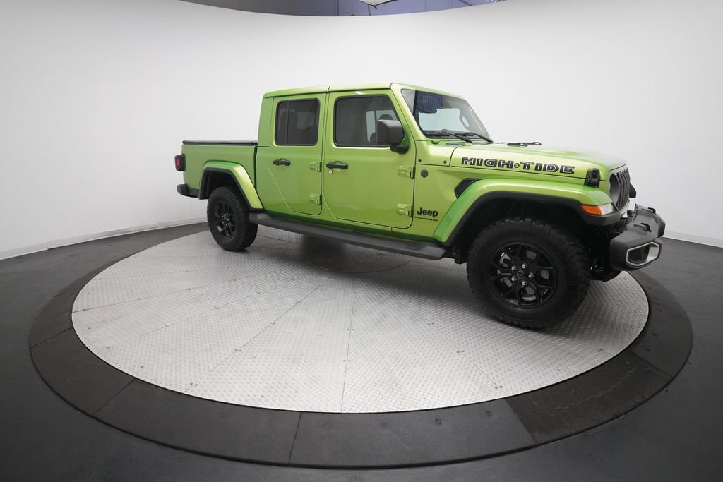 Used 2025 Jeep Gladiator Sport AWD/4WD image 34