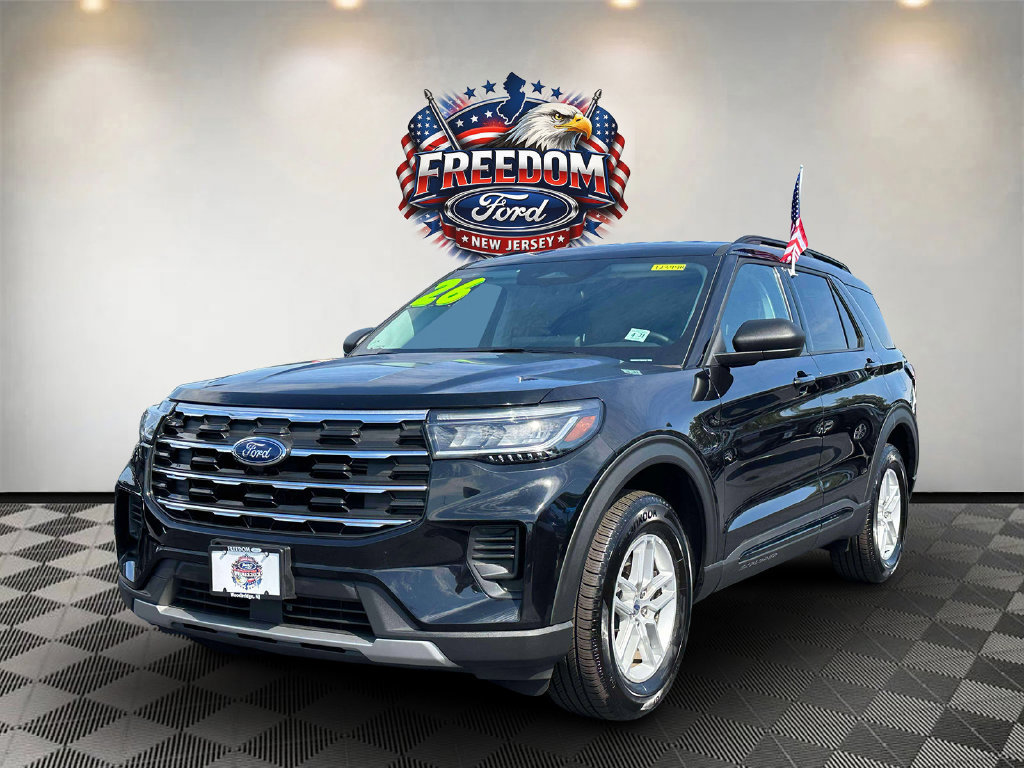 Used 2026 Ford Explorer Active AWD/4WD image 2
