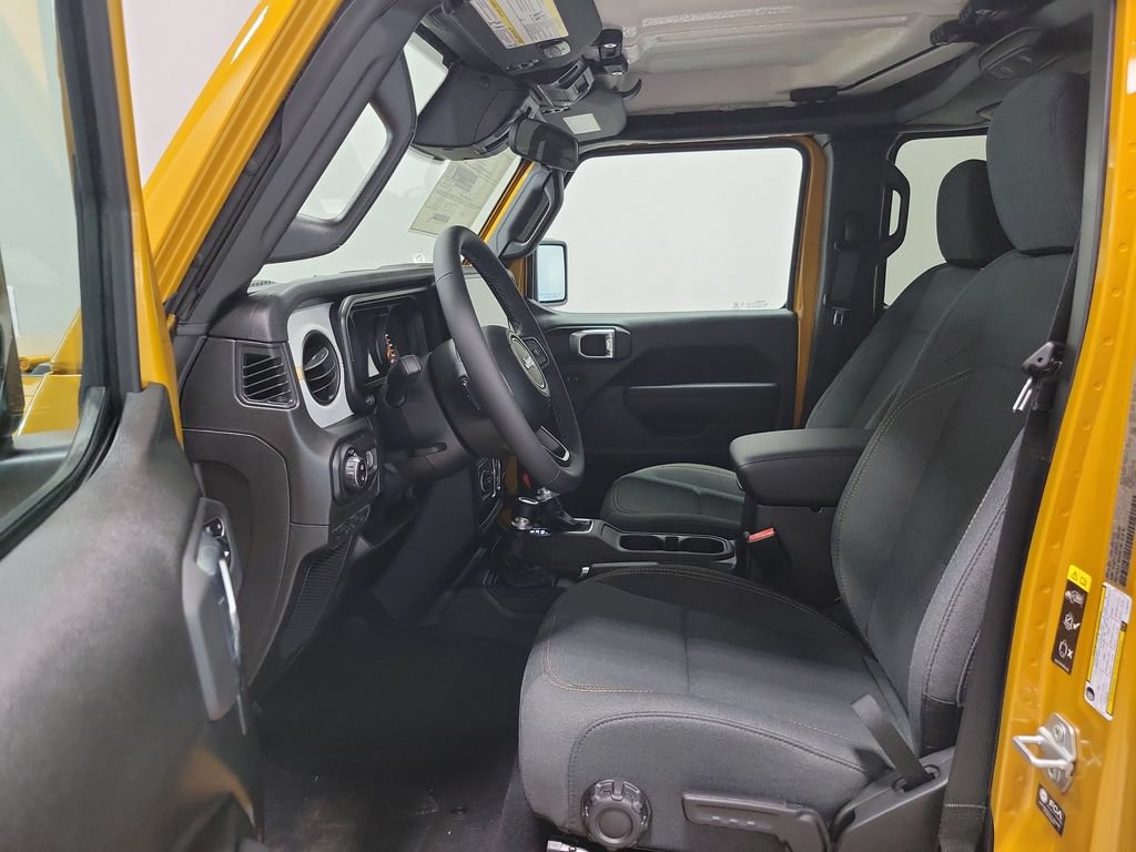 New 2026 Jeep Gladiator Sport AWD/4WD image 10