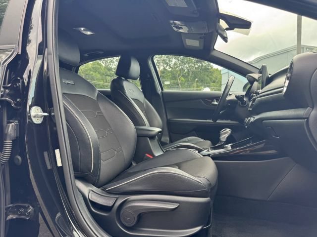 Used 2020 Kia Forte GT-Line w/ GT-Line Premium Package FWD image 21