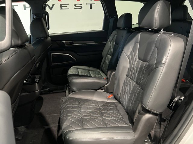 Used 2025 Kia Telluride AWD image 47