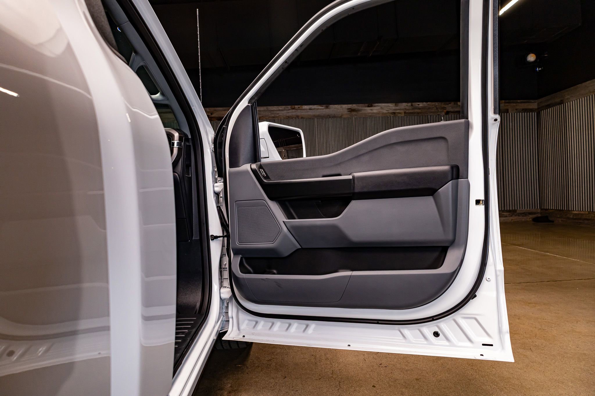 Used 2025 Ford F150 XL w/ Equipment Group 103A High image 21