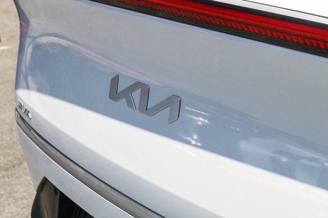 Used 2024 Kia EV6 Light RWD image 13