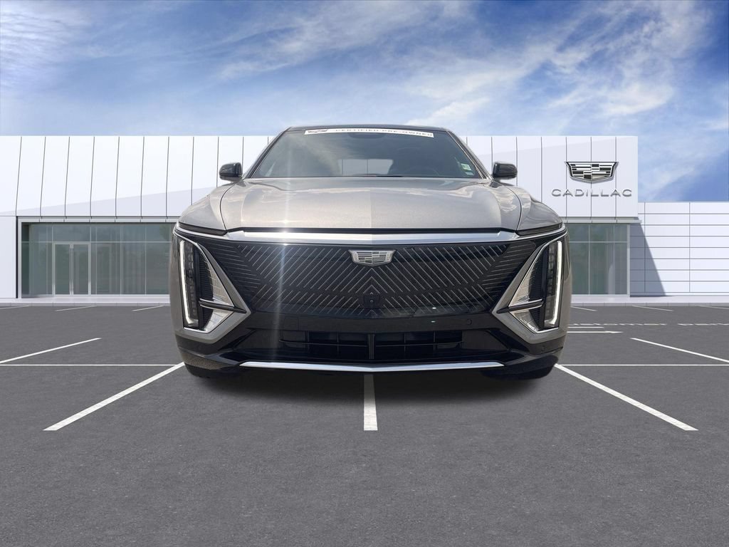 Certified 2024 Cadillac Lyriq Luxury w/ LPO, Floor Liner Package AWD/4WD image 3