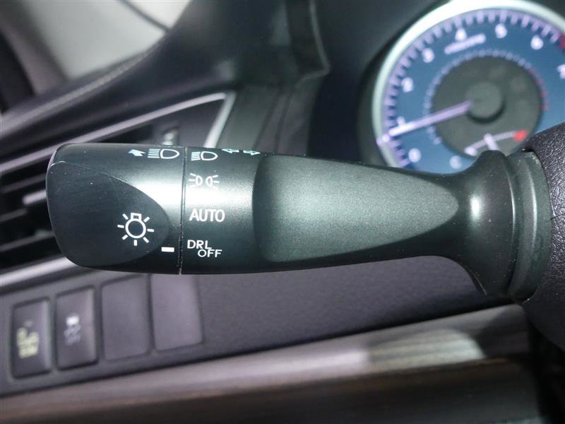 Used 2016 Toyota Camry XLE FWD image 34