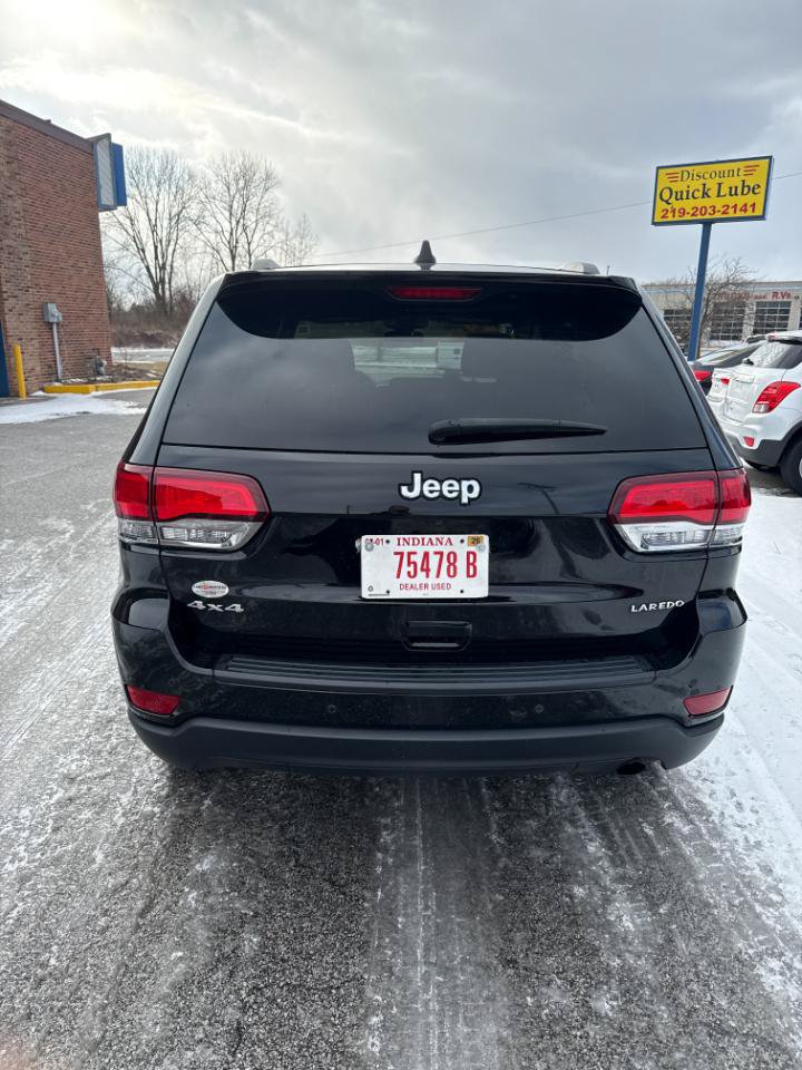 Used 2020 Jeep Grand Cherokee Laredo AWD/4WD image 10