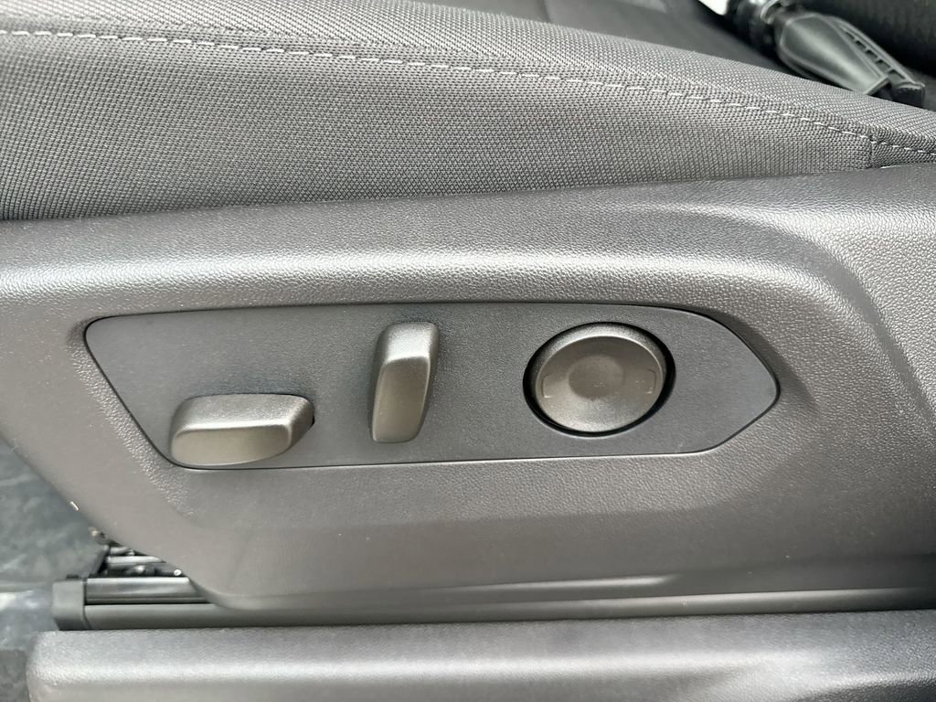 New 2026 Chevrolet Silverado 2500 LT image 14