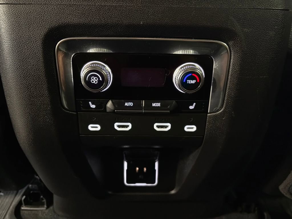 Used 2023 GMC Yukon Denali w/ LPO, Floor Liner Package image 34