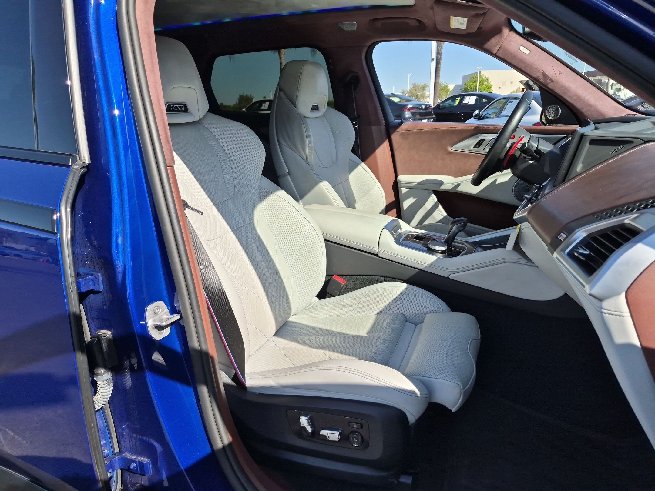 Used 2023 BMW XM AWD/4WD image 31