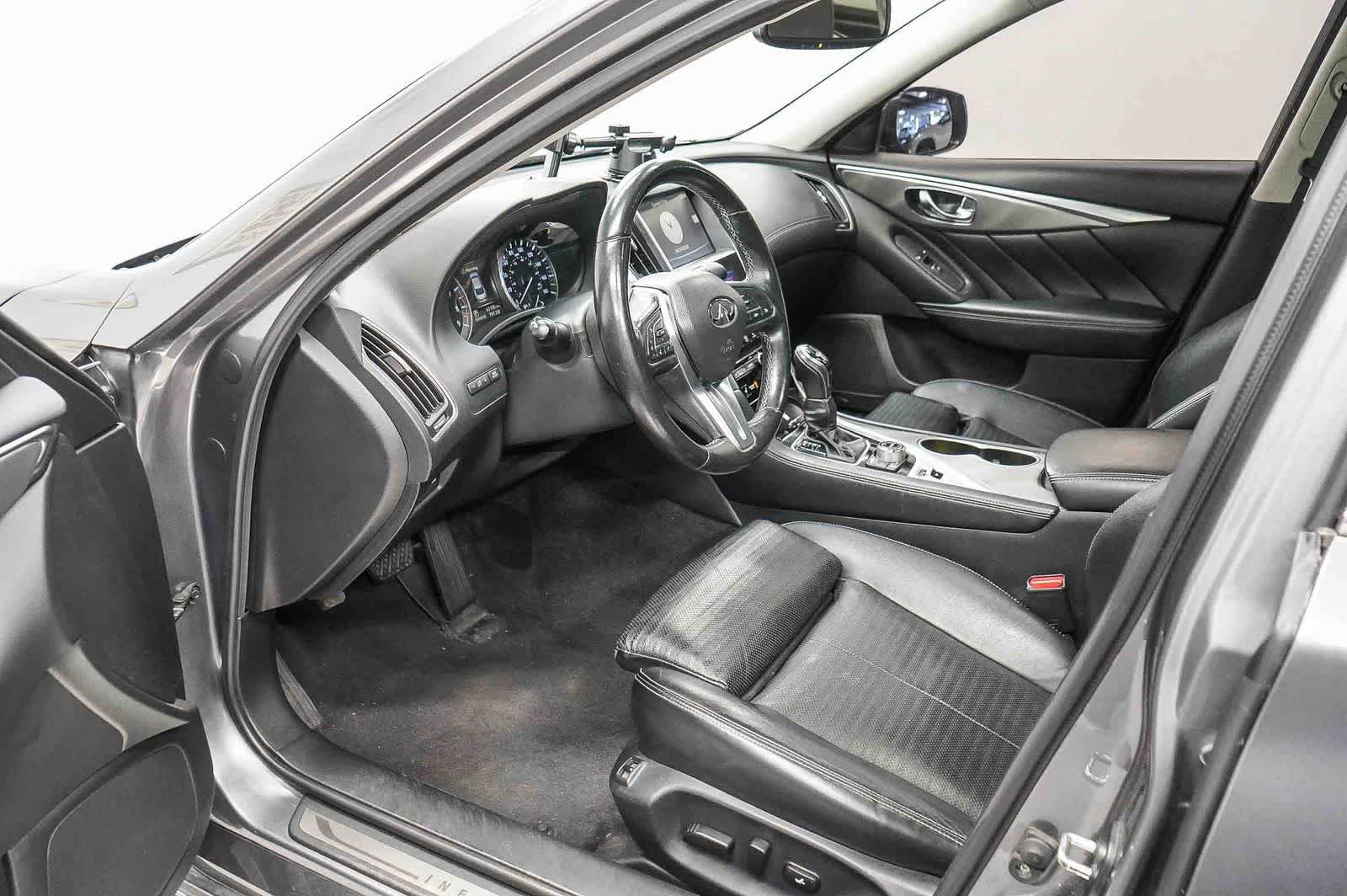 Used 2019 INFINITI Q50 Signature Edition RWD image 18