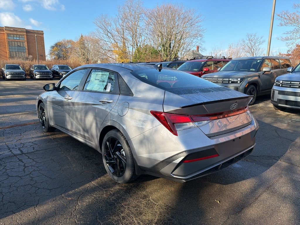 New 2026 Hyundai Elantra Sport FWD image 5
