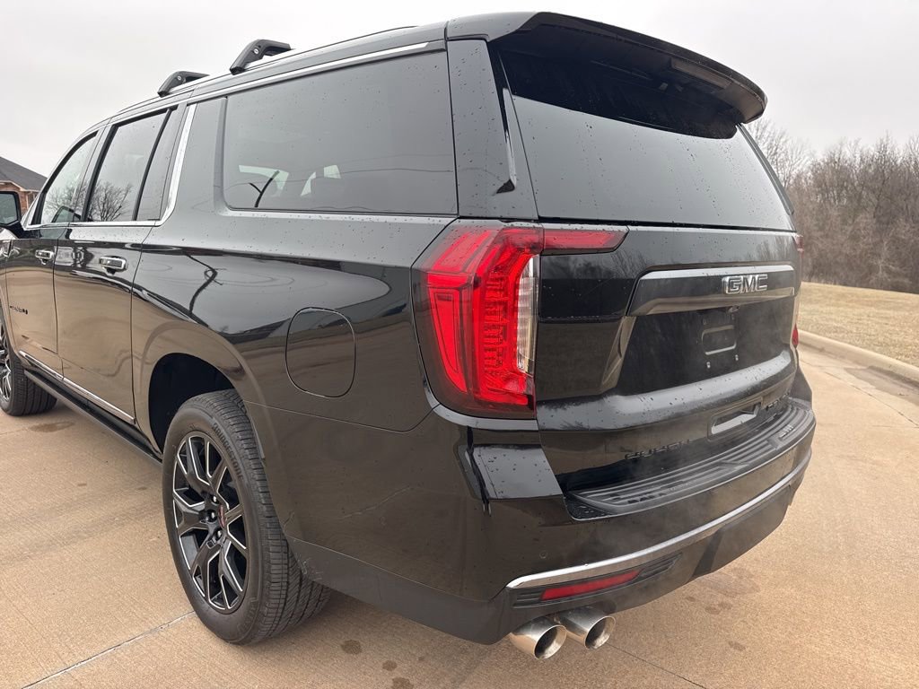 Used 2024 GMC Yukon XL Denali Ultimate w/ LPO, Illumination Package image 3